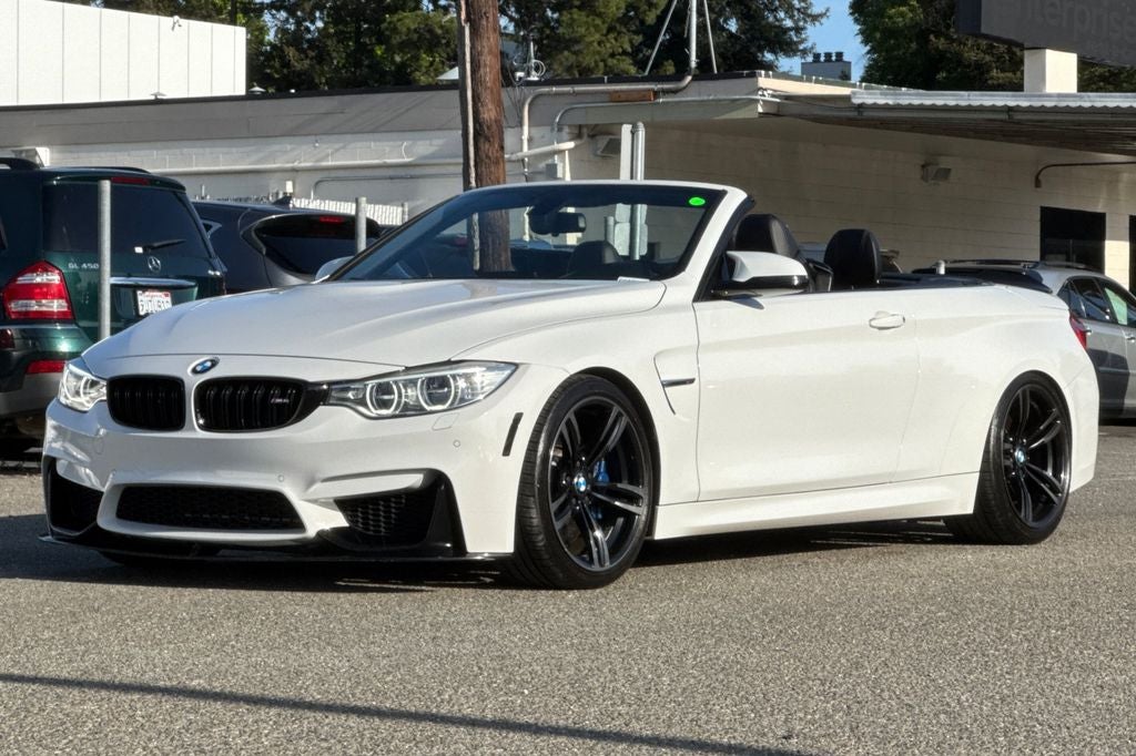 2015 BMW M4 .