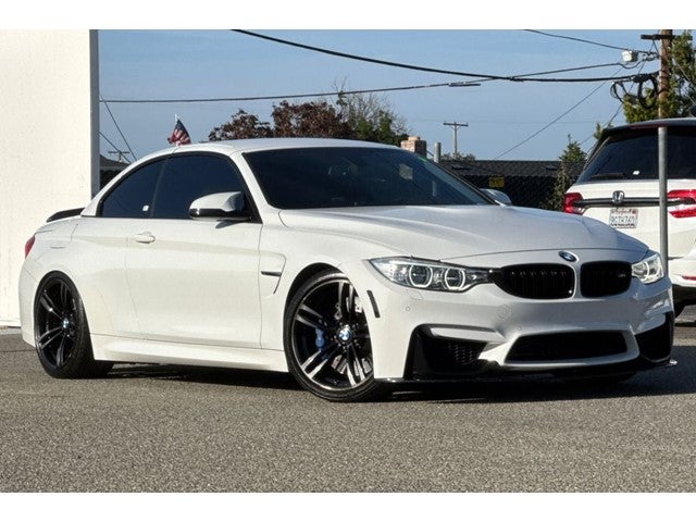 2015 BMW M4 .