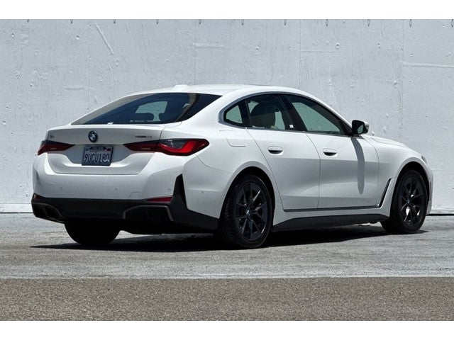 2025 BMW i4 eDrive40