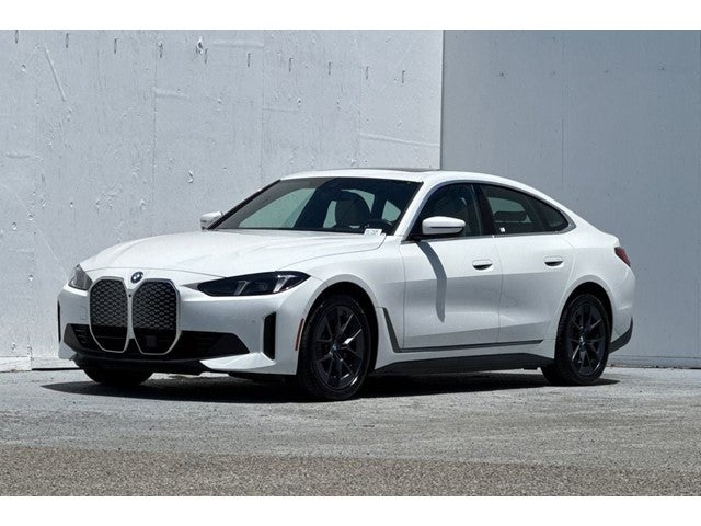 2025 BMW i4 eDrive40
