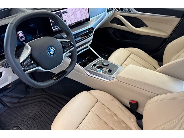 2025 BMW i4 eDrive40