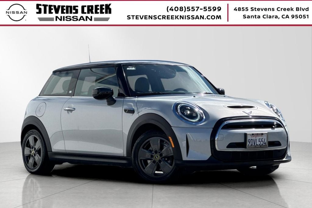 2023 MINI Cooper SE Electric .