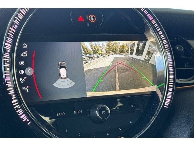 2023 MINI Cooper SE Electric .