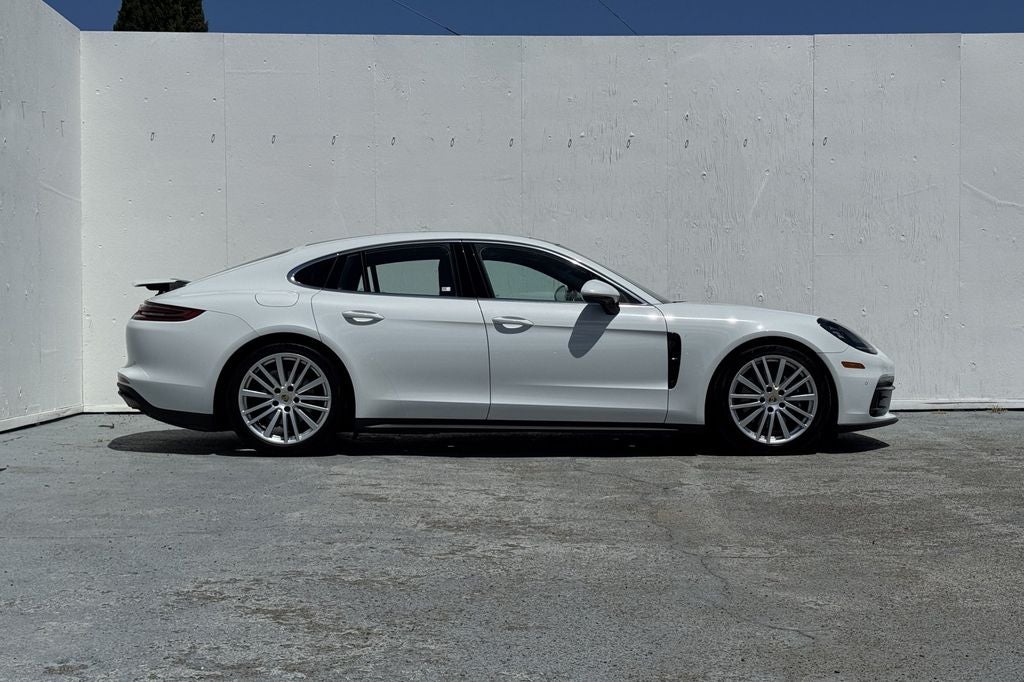 2017 Porsche Panamera 4S
