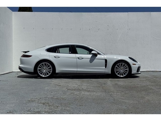 2017 Porsche Panamera 4S