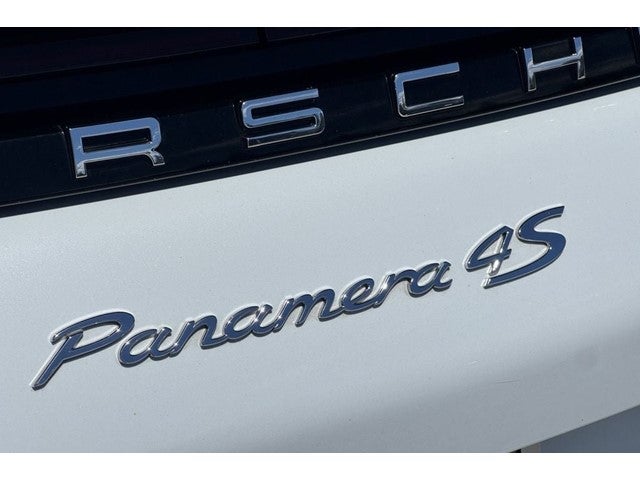 2017 Porsche Panamera 4S