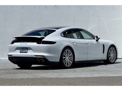 2017 Porsche Panamera 4S