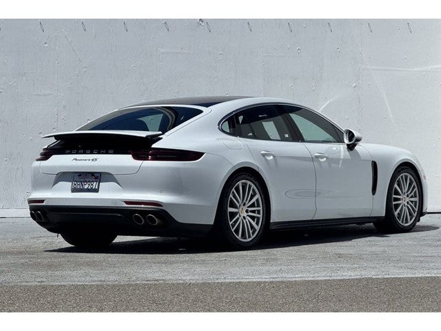 2017 Porsche Panamera 4S