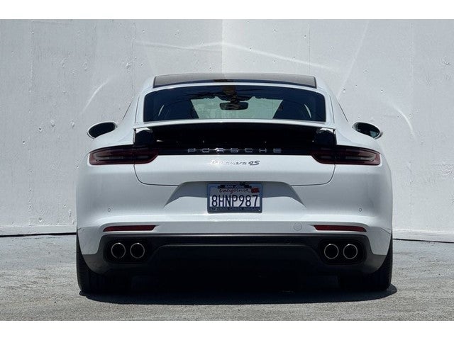 2017 Porsche Panamera 4S