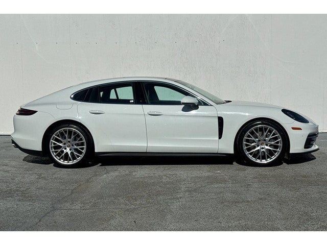 2018 Porsche Panamera 4S