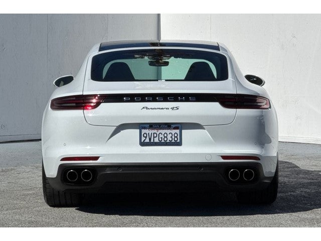 2018 Porsche Panamera 4S