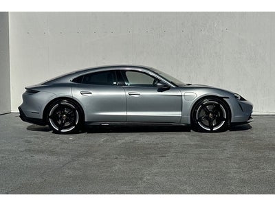 2020 Porsche Taycan Turbo