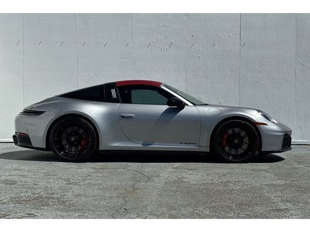 2025 Porsche 911 Targa 4 GTS