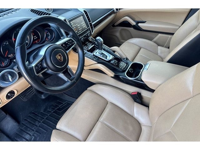 2016 Porsche Cayenne Base