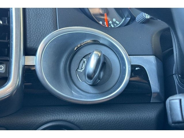 2018 Porsche Cayenne Platinum Edition