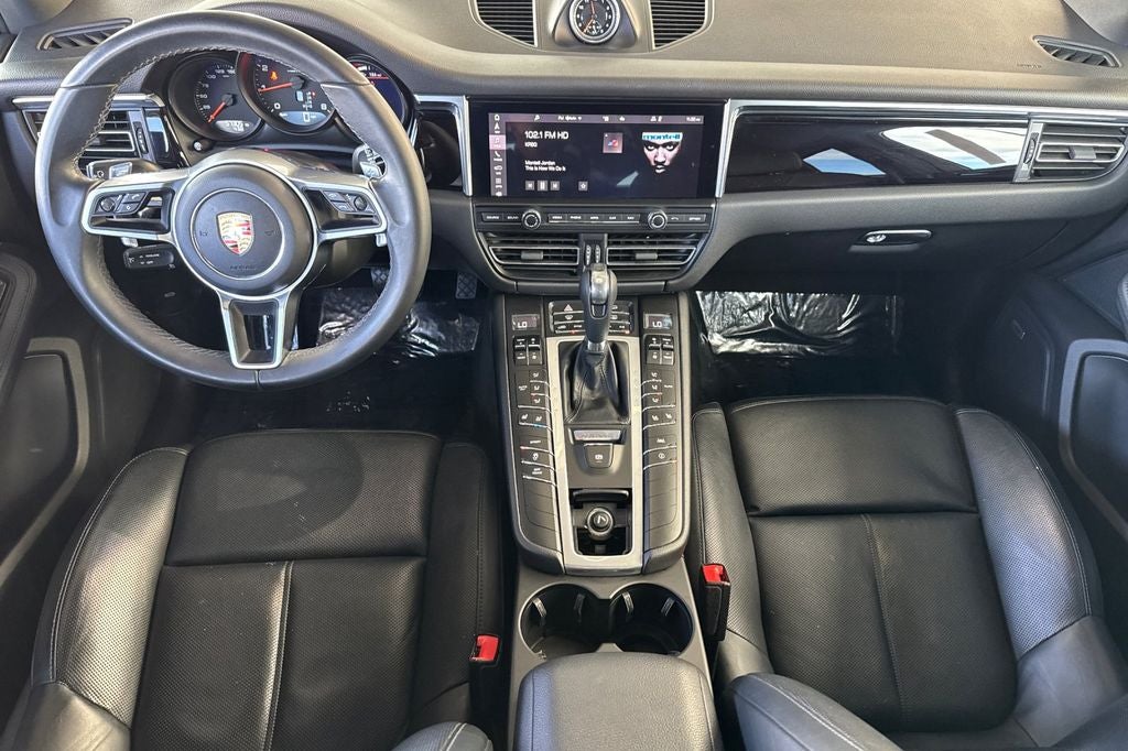 2021 Porsche Macan Base