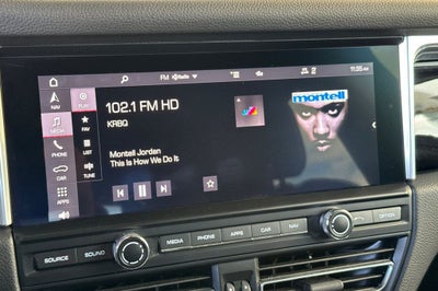 2021 Porsche Macan Base