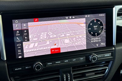 2021 Porsche Macan Base