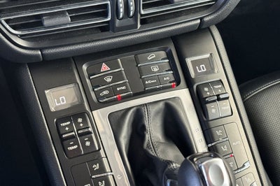 2021 Porsche Macan Base