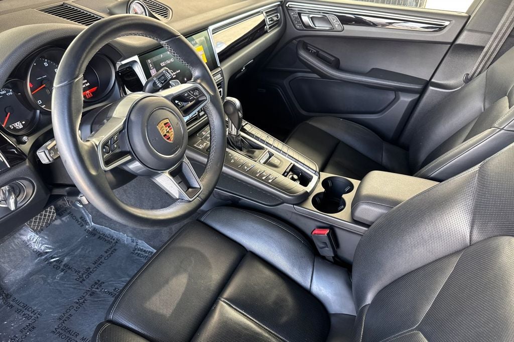 2021 Porsche Macan Base