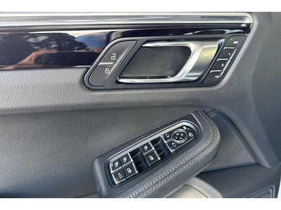 2021 Porsche Macan Base