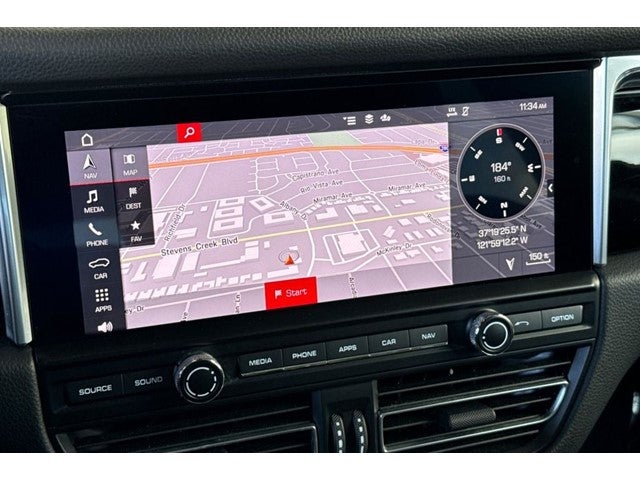 2021 Porsche Macan Base