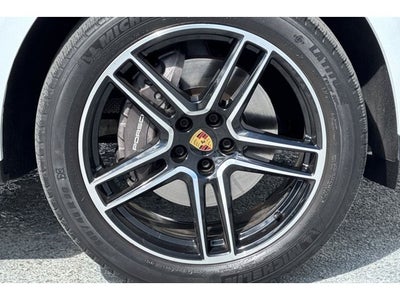 2021 Porsche Macan Base