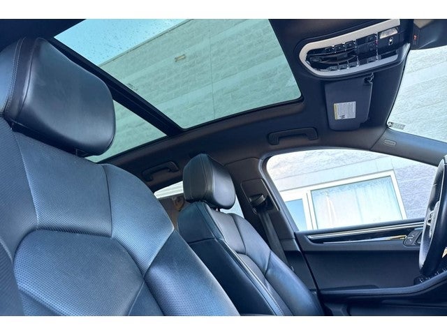 2018 Porsche Macan Base