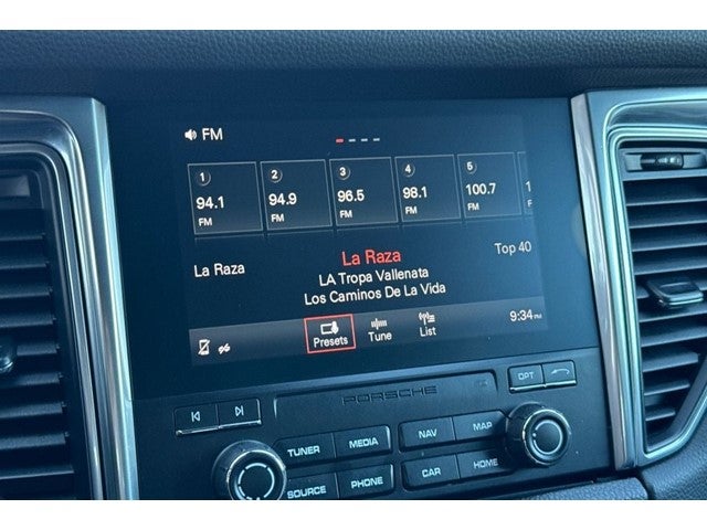 2018 Porsche Macan Base