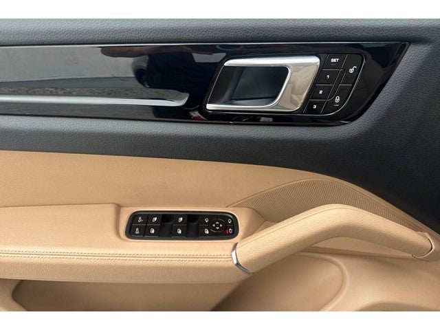 2019 Porsche Cayenne Base
