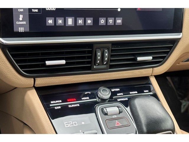 2019 Porsche Cayenne Base