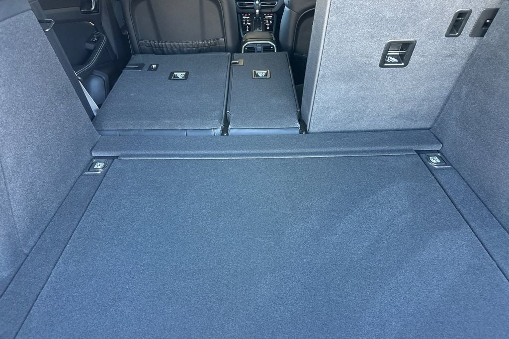 2024 Porsche Macan GTS