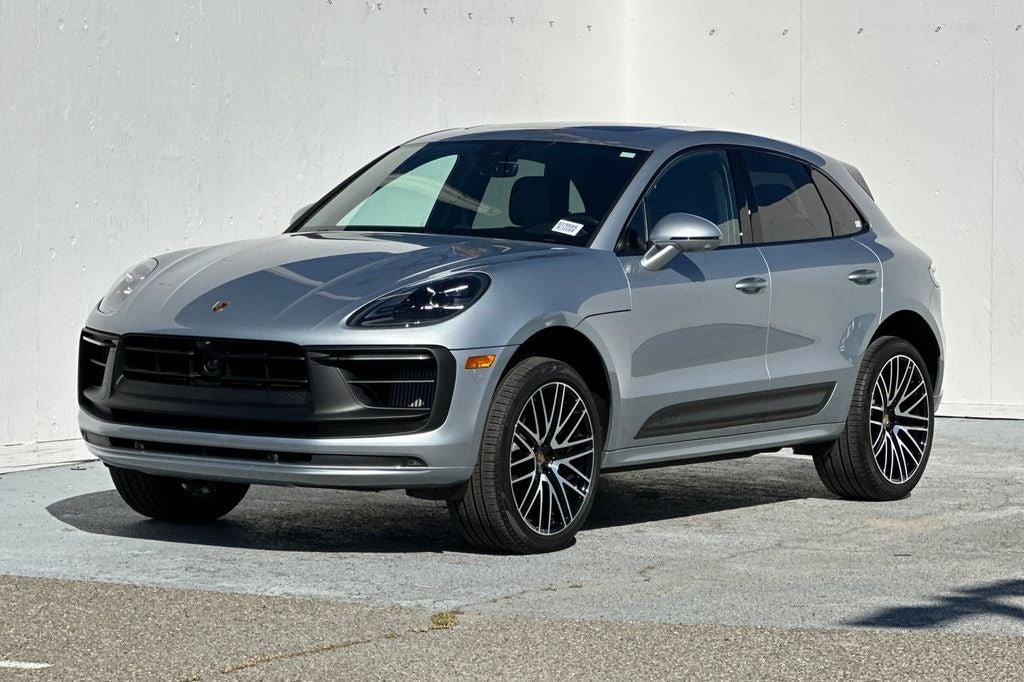2024 Porsche Macan GTS