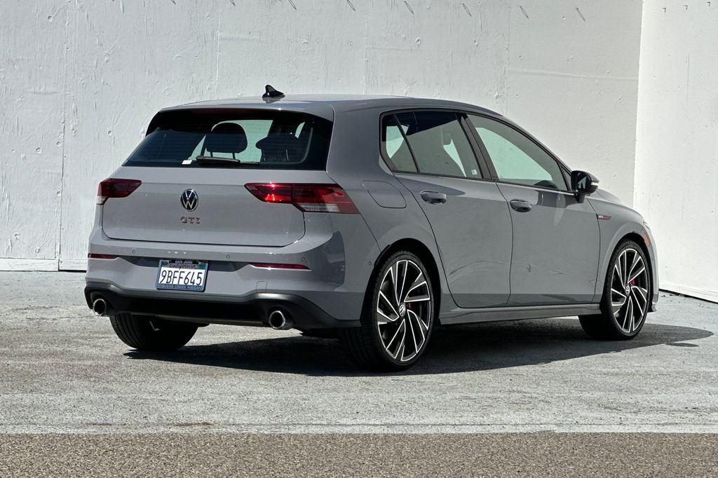 2022 Volkswagen Golf GTI Autobahn