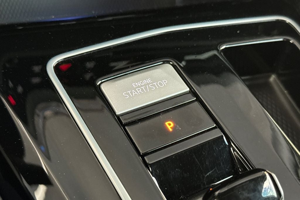 2023 Volkswagen Golf R 2.0T